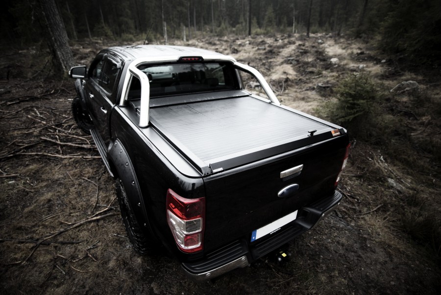 Sitzbezug für Ford Ranger (Doppelkabine) Rückbank mit Kopfstütze.